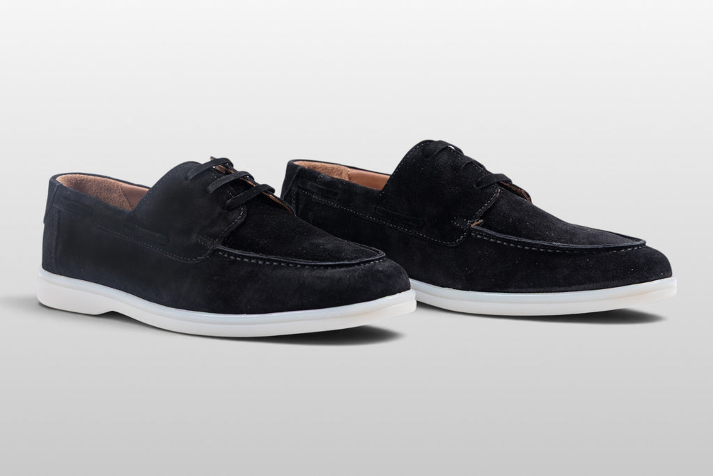 Zeli Capri Schwarze Wildleder-Loafer mit Schnürsenkeln und weißer Sohle