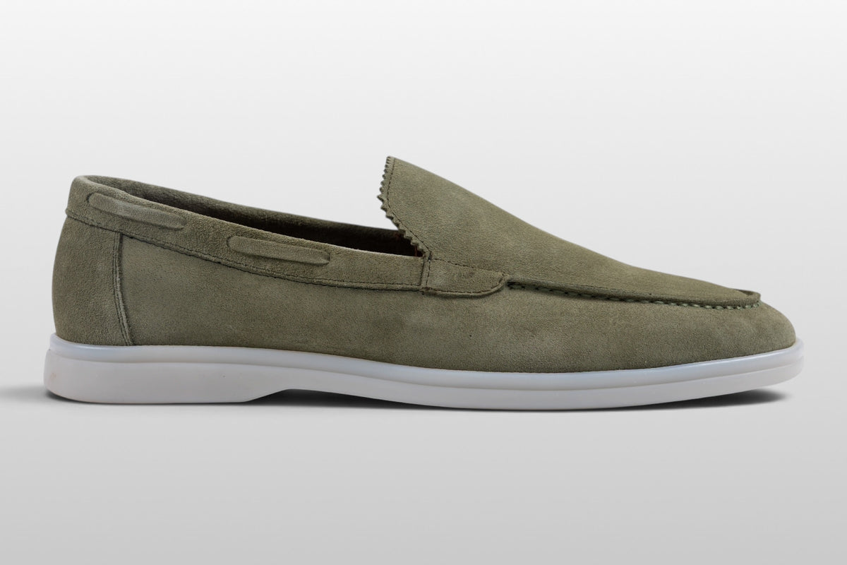 Zeli Capri Kakigroene Suède Loafers met Witte Zool