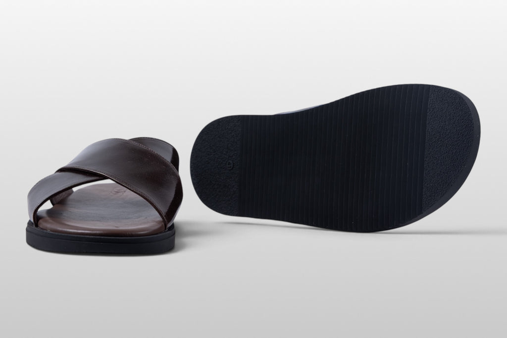 Sandali Zeli Sorrento Espresso in pelle marrone con cinturini incrociati