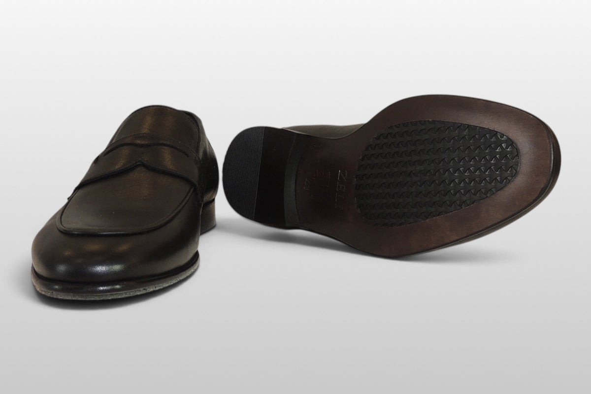 Scarpa in pelle nera Zeli