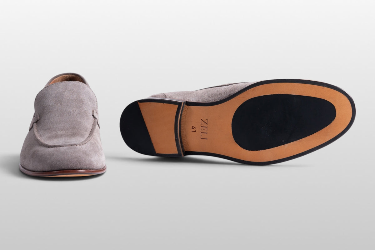 Zeli Siena Klassische graue Wildleder-Schlupfschuhe
