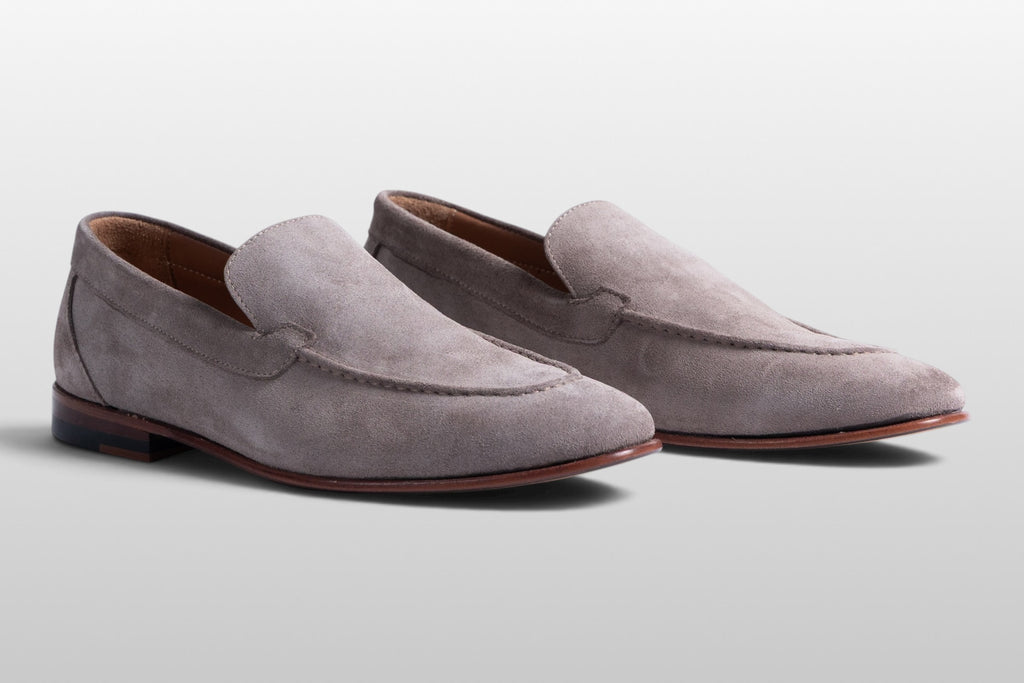 Zeli Siena Klassische graue Wildleder-Schlupfschuhe